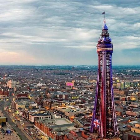 Windsor House Hotel Blackpool Bagian luar foto