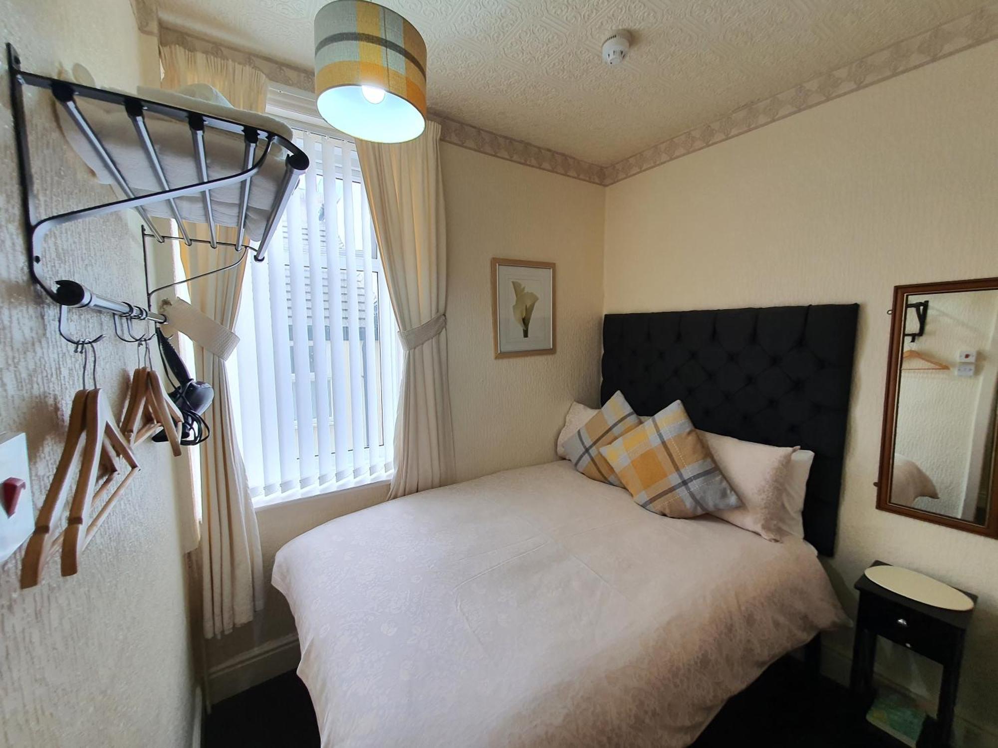 Windsor House Hotel Blackpool Bagian luar foto