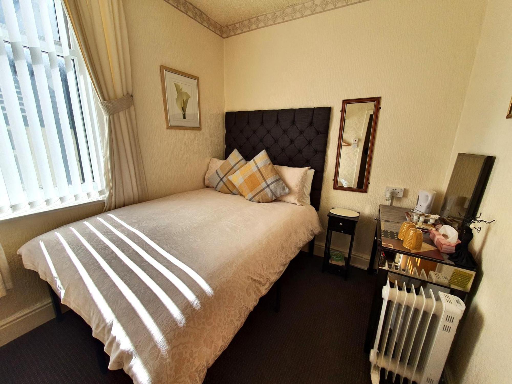 Windsor House Hotel Blackpool Bagian luar foto