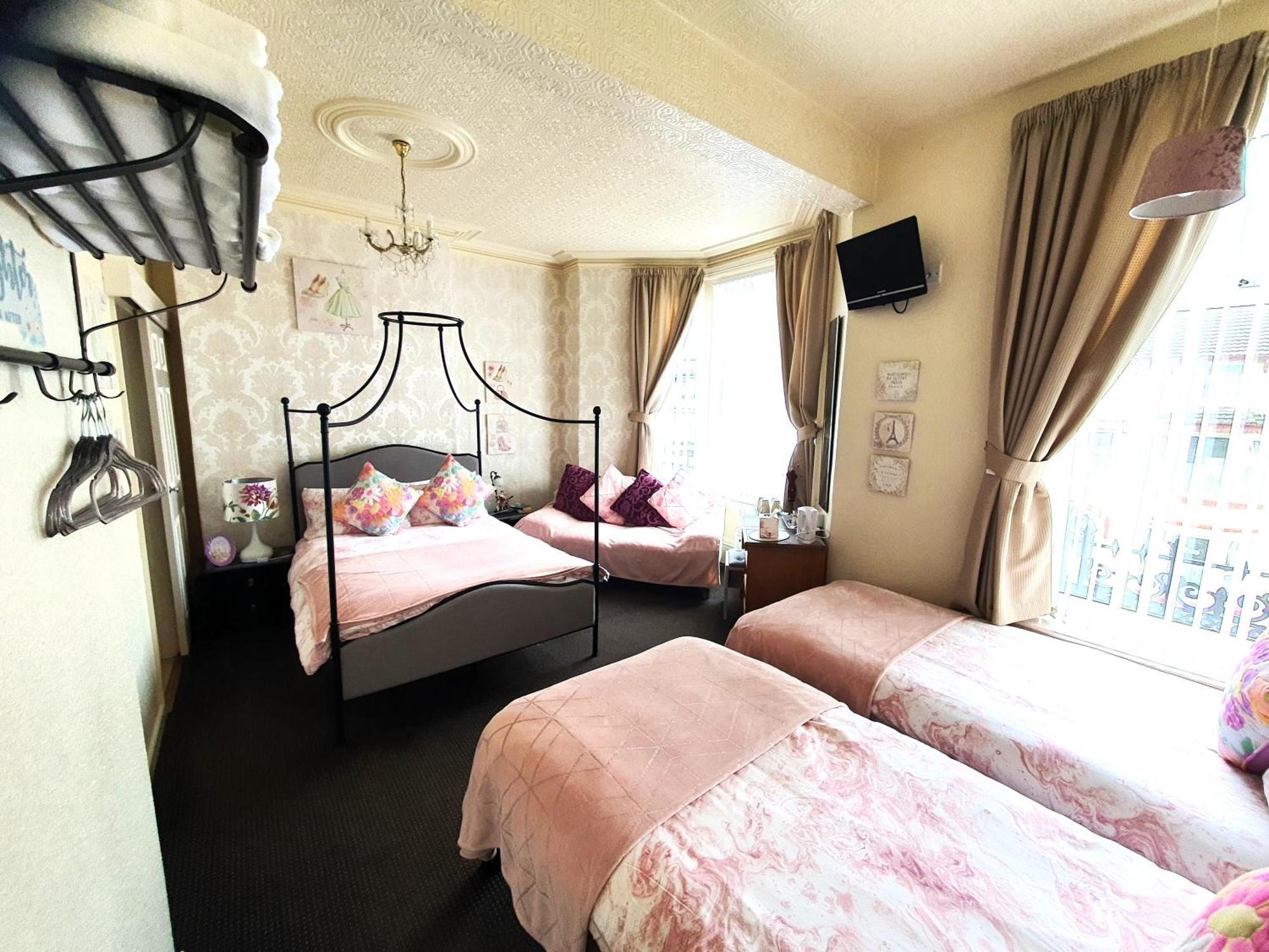 Windsor House Hotel Blackpool Bagian luar foto