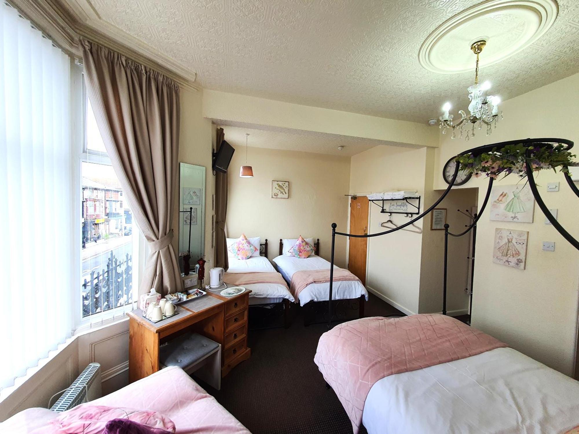 Windsor House Hotel Blackpool Bagian luar foto