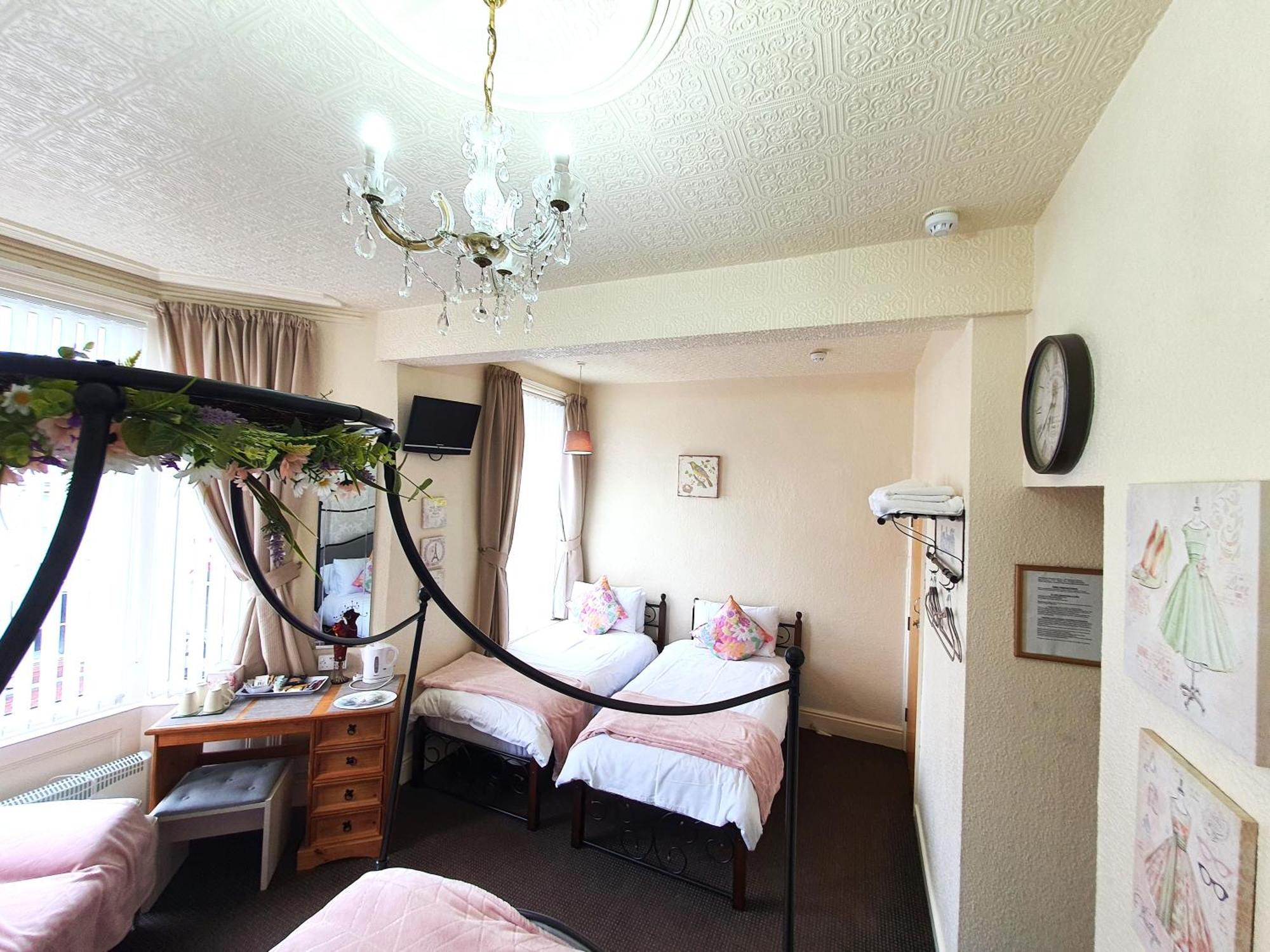 Windsor House Hotel Blackpool Bagian luar foto