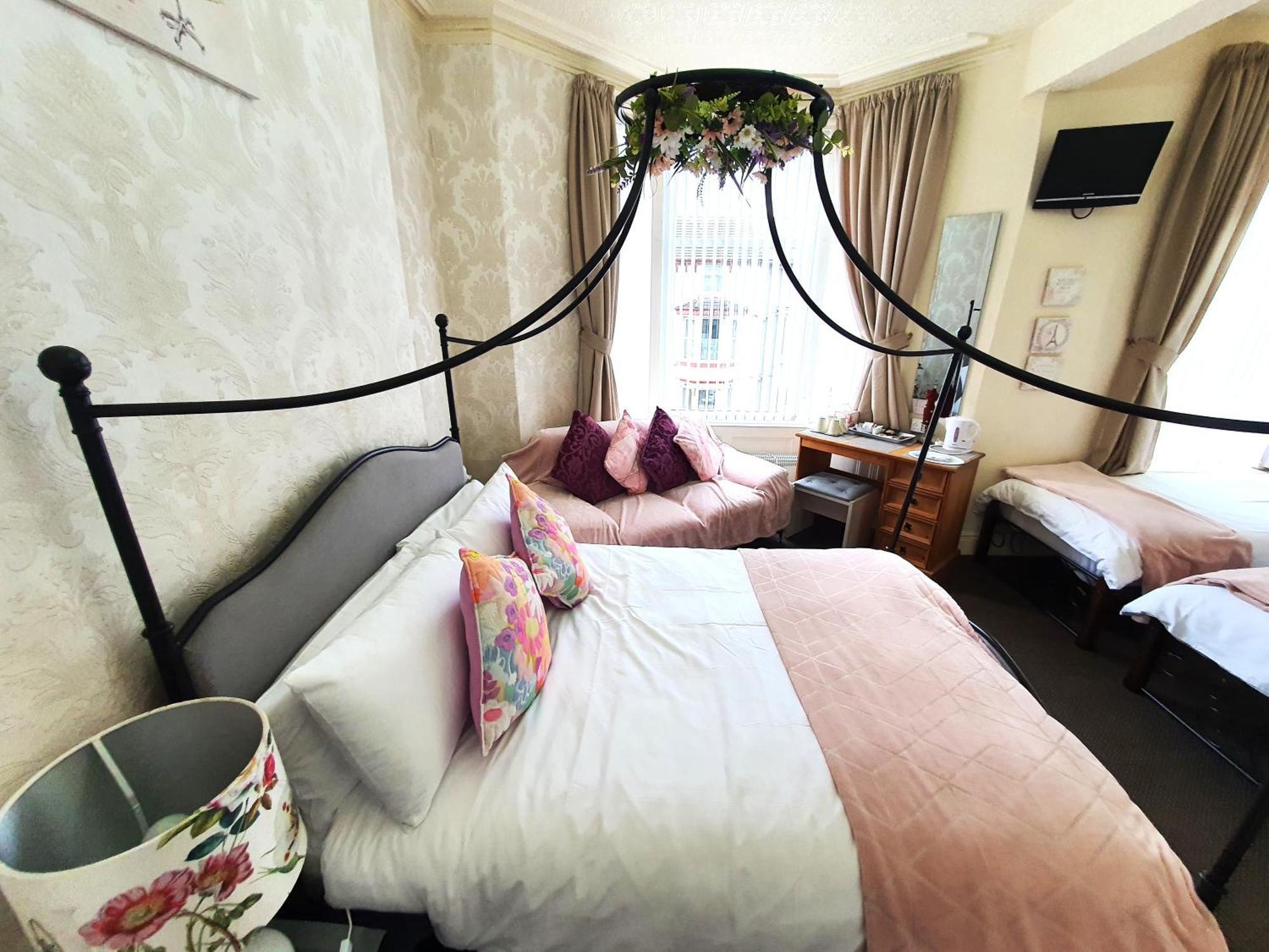 Windsor House Hotel Blackpool Bagian luar foto